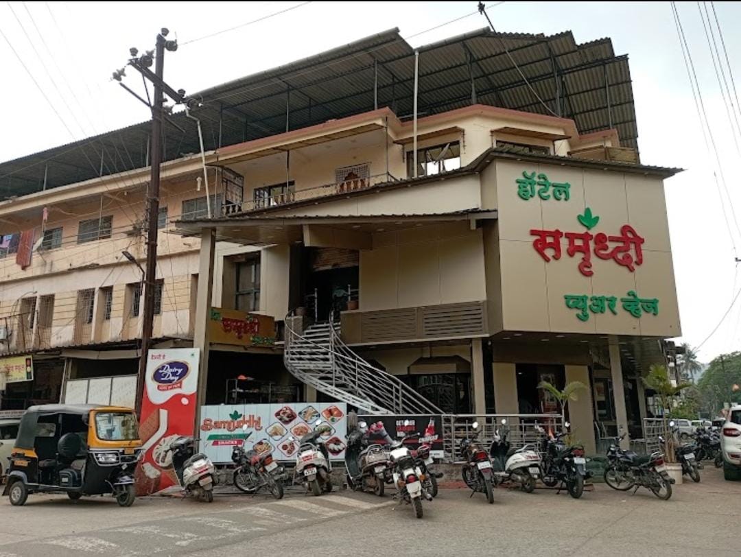 HOTEL SAMRUDDHI PURE VEG